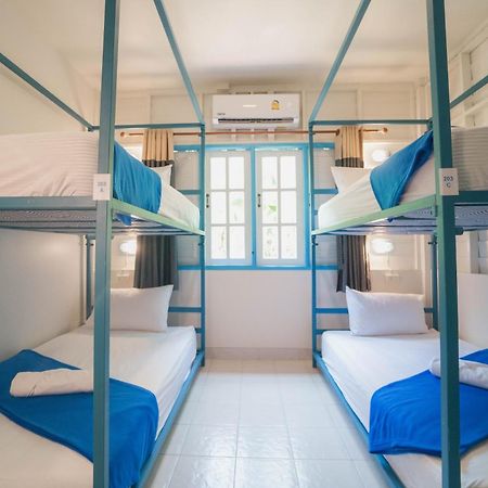 Хостел Bodega Koh Phi Phi Екстер'єр фото